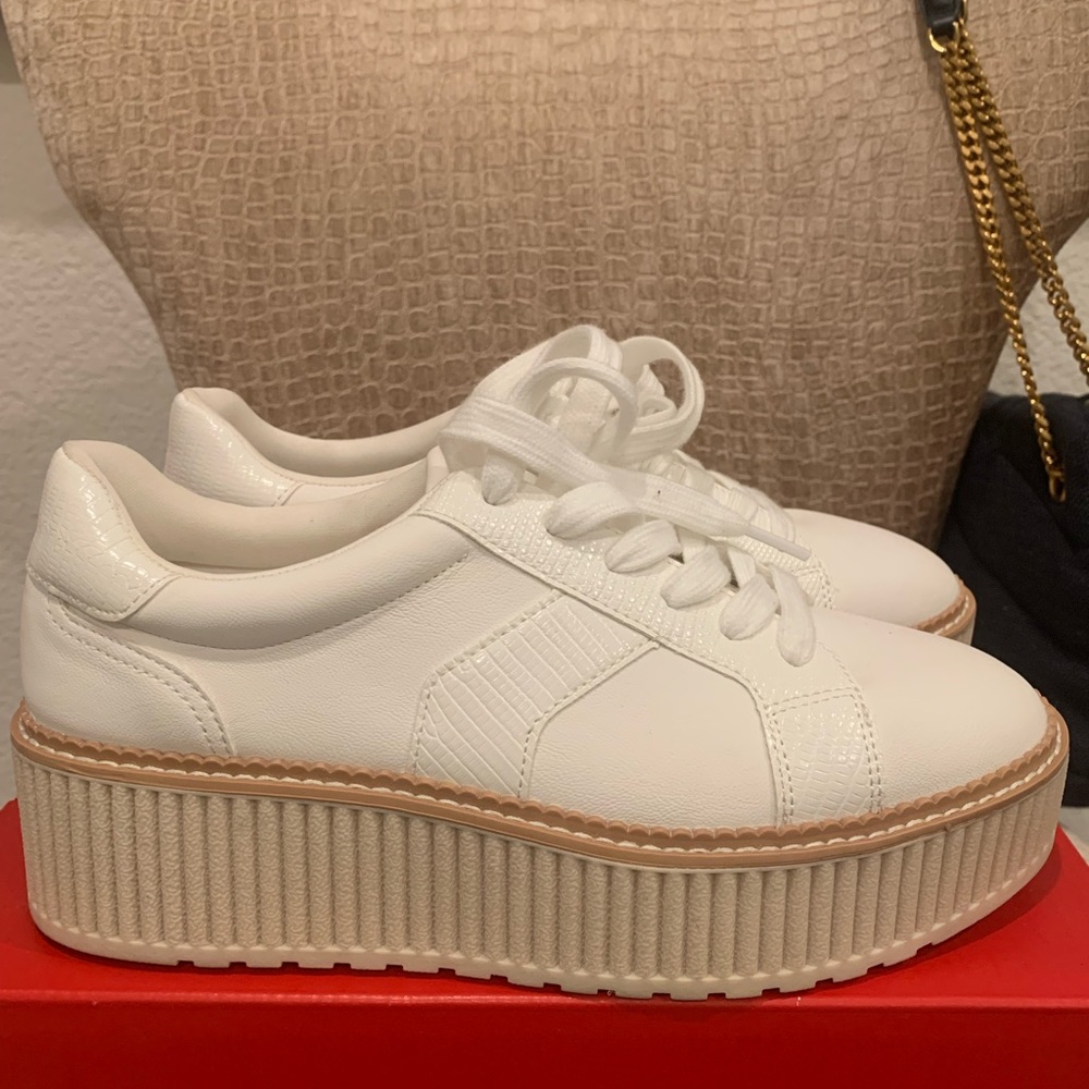 DOLCE VITA Sneakers